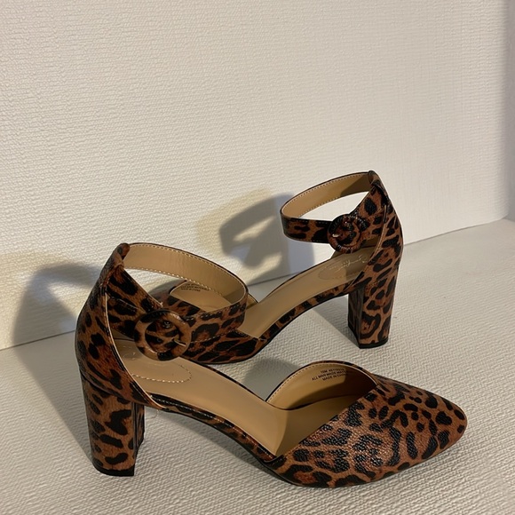 Comfort EST 1946, leopard print, block heel shoes. - Picture 3 of 10